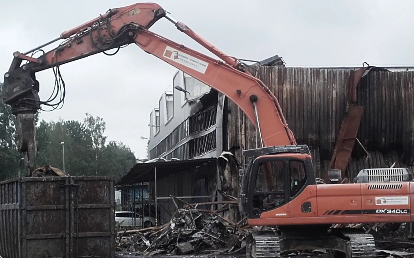 Katowice: rozbiórka hali