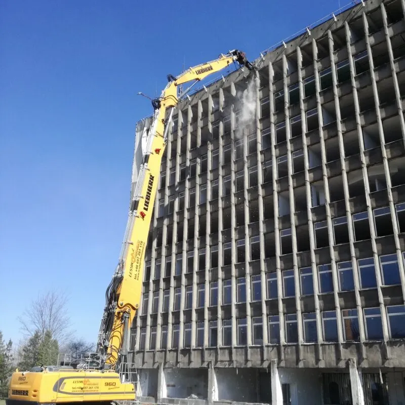 Sosnowiec: roboty rozbiórkowe obiektu biurowego