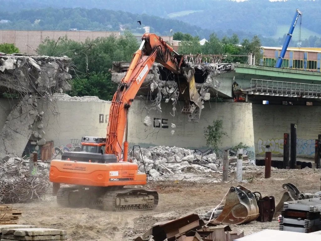 Nowy Sącz: rozbiórka Mostu Heleńskiego