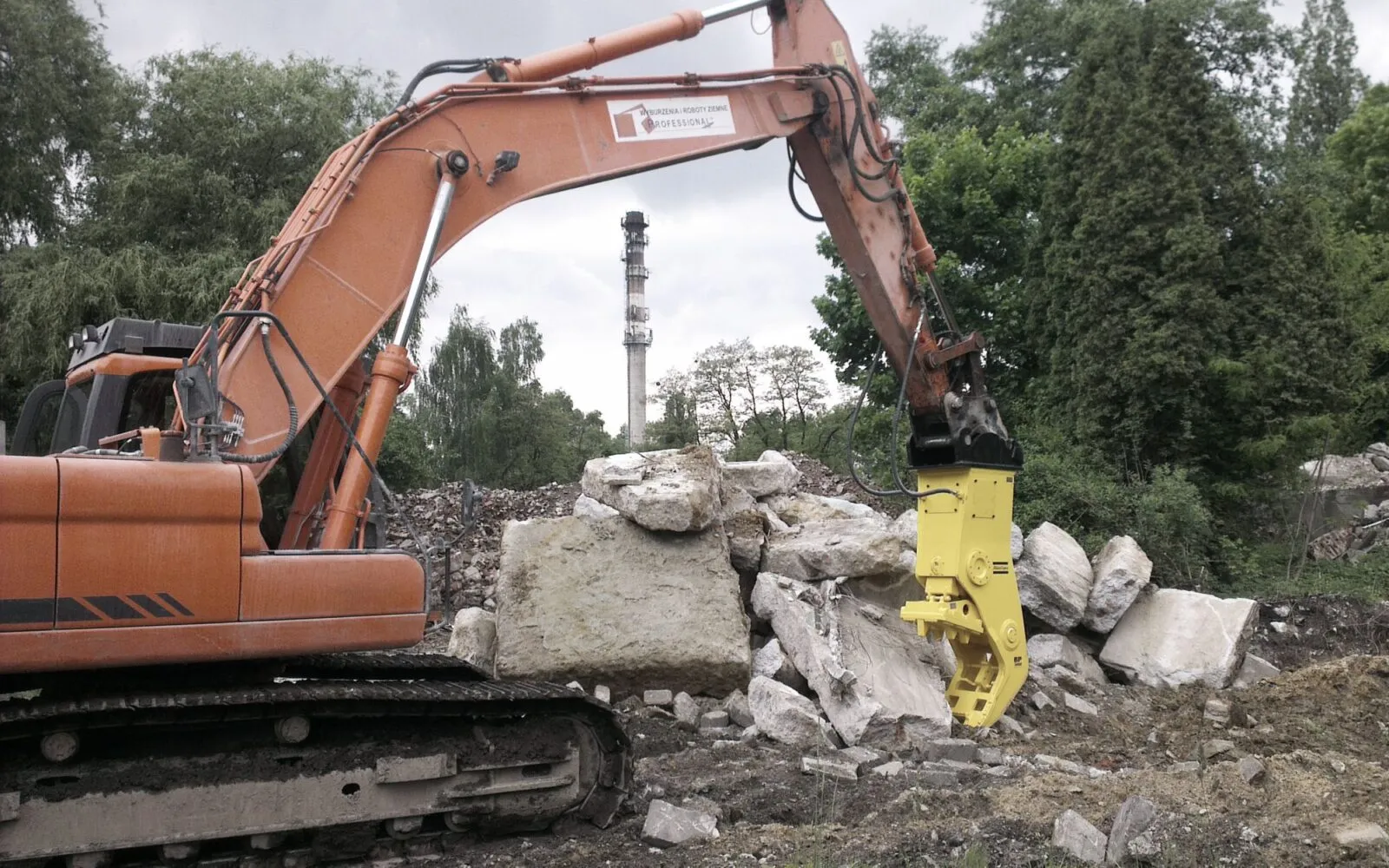 Mikołów: wyburzenie budynku przy ul. Rybnickiej 4