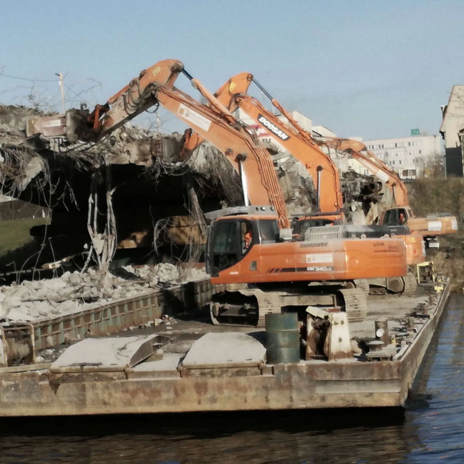 Opole: rozbiórka obiektu mostowego i murów oporowych nad Kanałem Ulgi