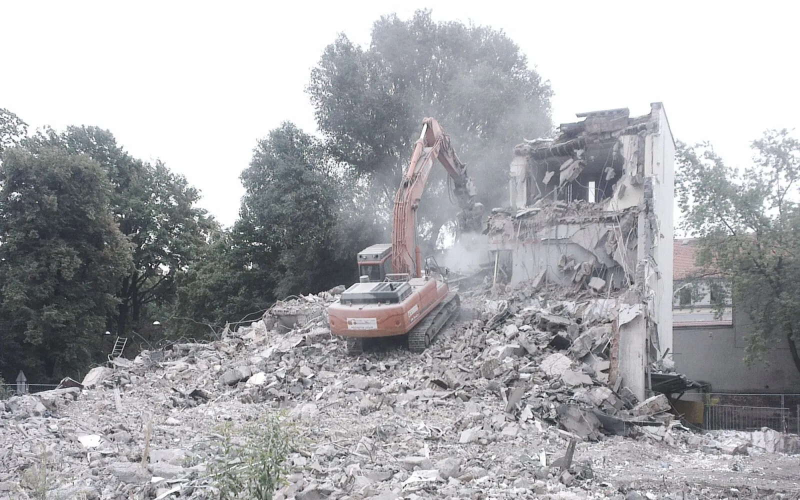 Tarnowskie Góry: kompleksowa rozbiórka obiektu przy ul. Jana III Sobieskiego